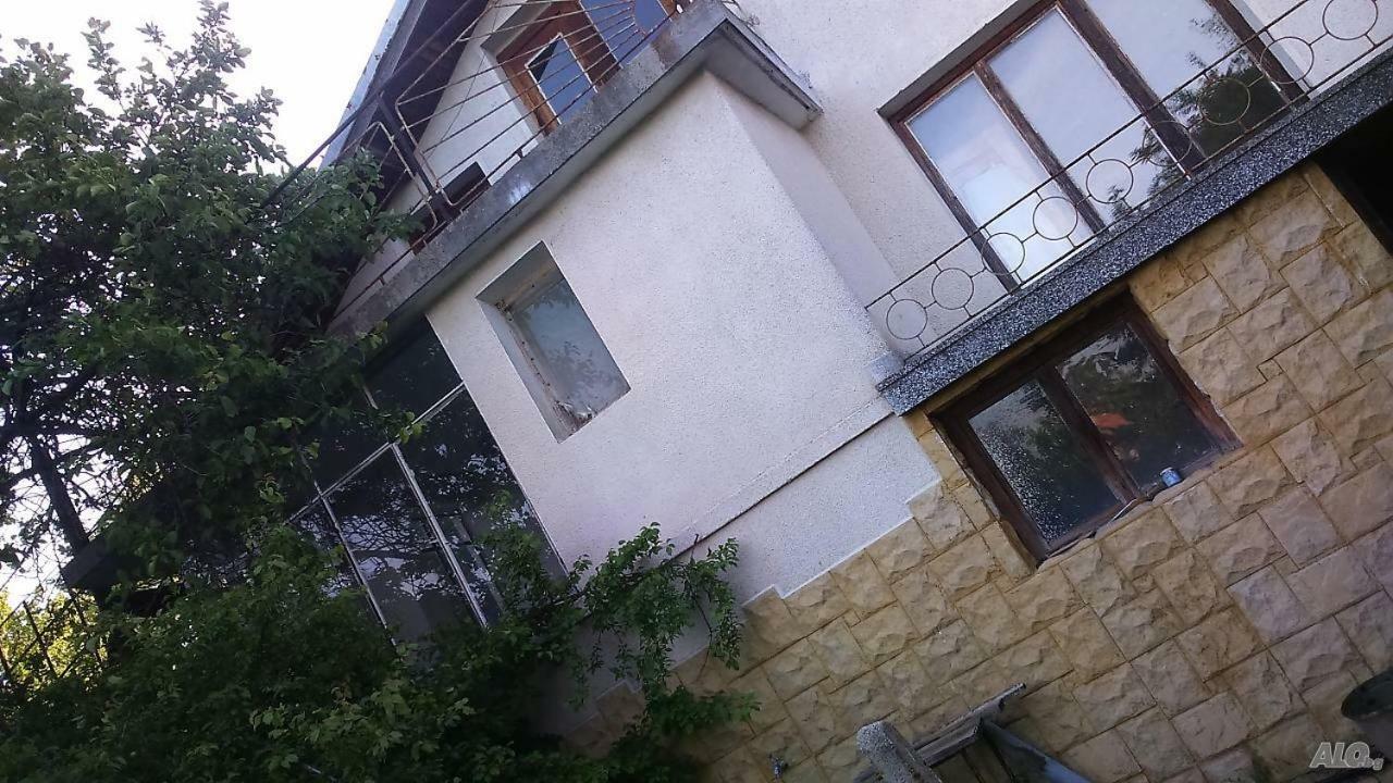 Вилна Зона Златни Пясъци, Спирка Ален Мак 瓦爾納 外观 照片